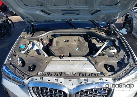 2022 BMW X4 xDrive30I z USA, uszkodzony, nr VIN 5UX33DT07N9L25561